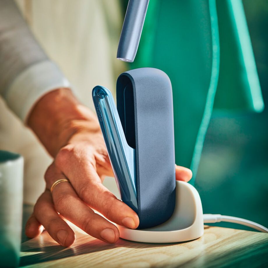 IQOS ILUMA AZURE BLUE  Mobility Kit, Azure Blue