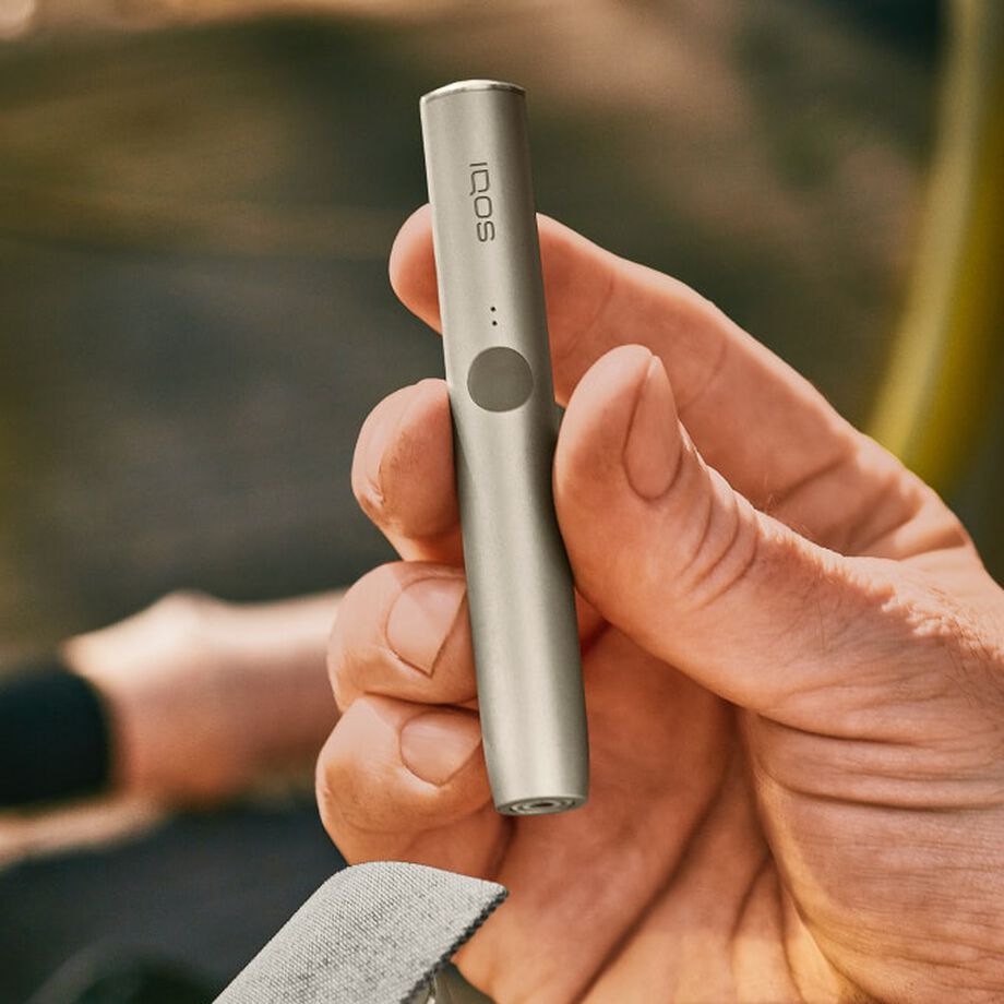 IQOS ILUMA PRIME GOLDEN KHAKI Mobility Kit, Golden Khaki
